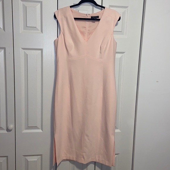 White House Black Market cocktail dress. - Picture 2 of 8